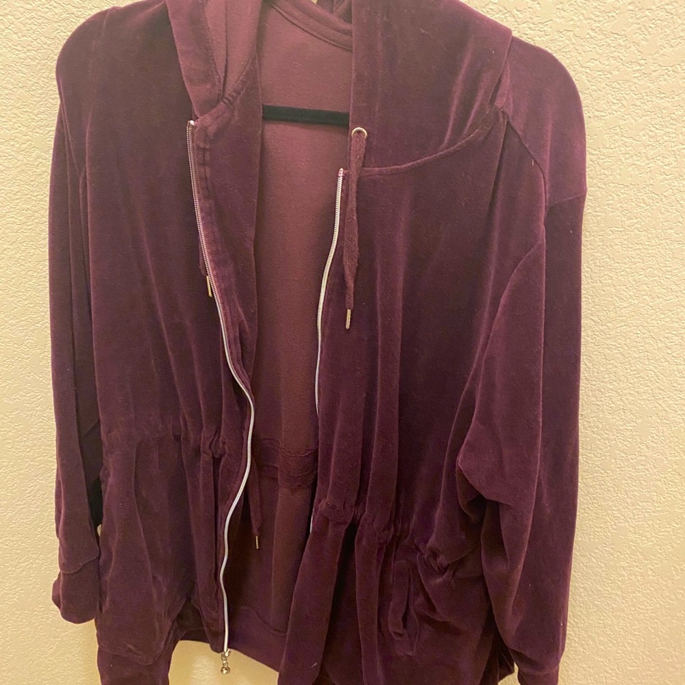 Avenue Velvet Active Jacket